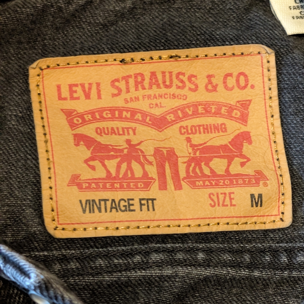 Levi Strauss Co. Vintage Fit Black Hybrid Denim Hoodie Jacket - Picture 4 of 7